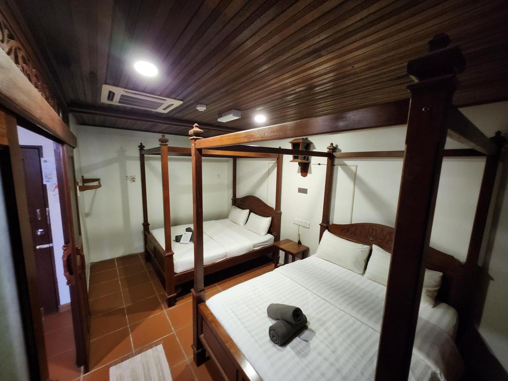 Uptown Eco Hotel Куала-Тренгану Экстерьер фото