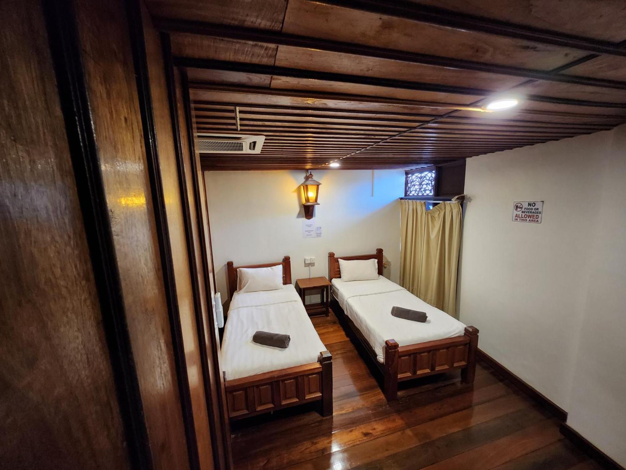 Uptown Eco Hotel Куала-Тренгану Экстерьер фото