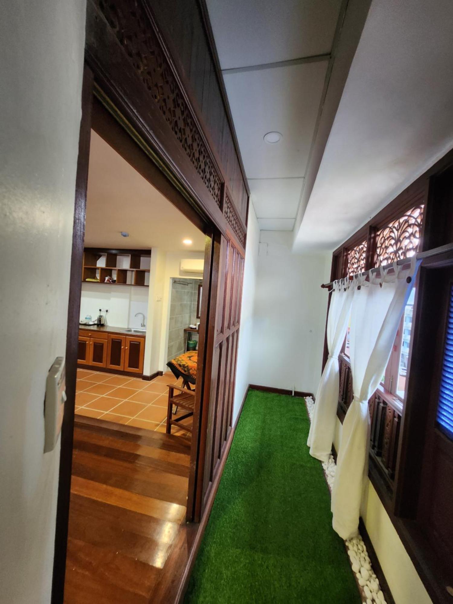 Uptown Eco Hotel Куала-Тренгану Экстерьер фото
